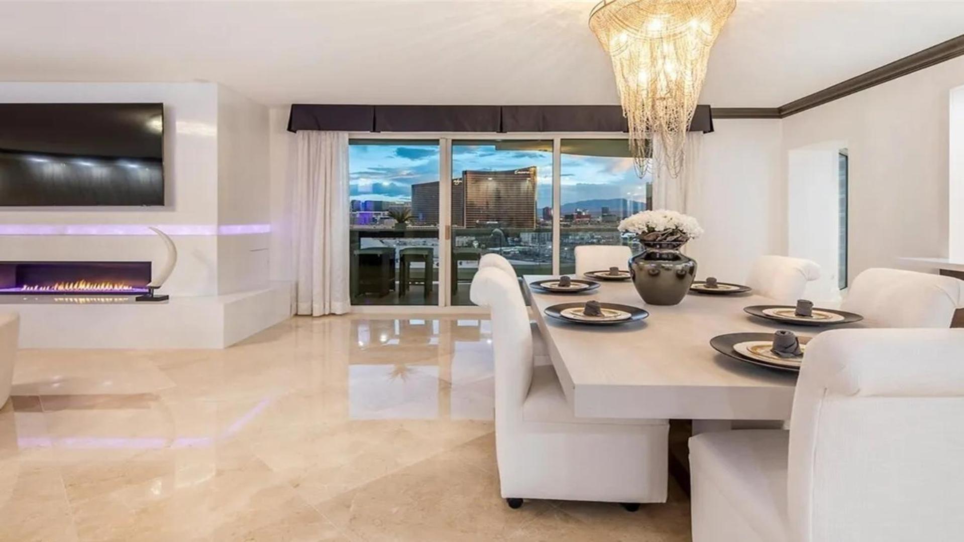 Stunning Four Bedroom Fully Professionally Remodeled Apartment Las Vegas Exterior foto