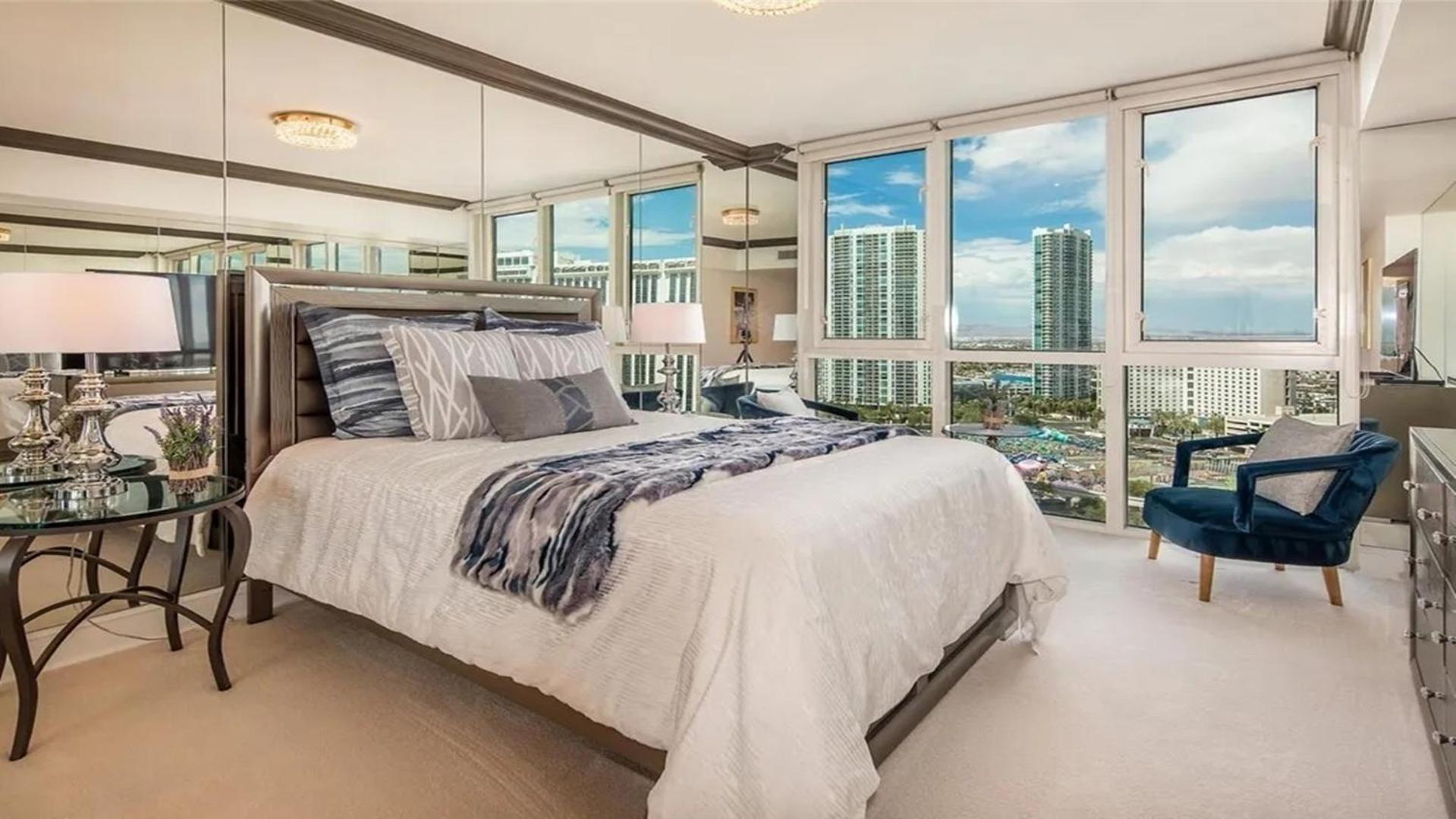 Stunning Four Bedroom Fully Professionally Remodeled Apartment Las Vegas Exterior foto