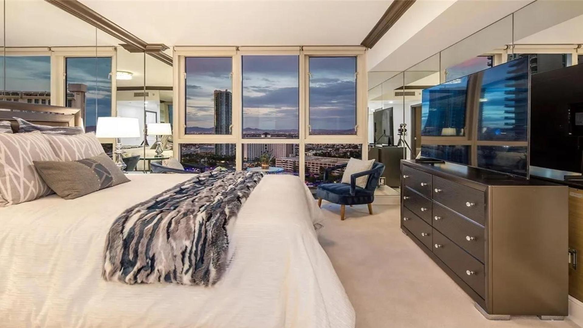 Stunning Four Bedroom Fully Professionally Remodeled Apartment Las Vegas Exterior foto